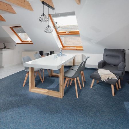 Ferienwohnung Schwalbennest 노르데메이 외부 사진