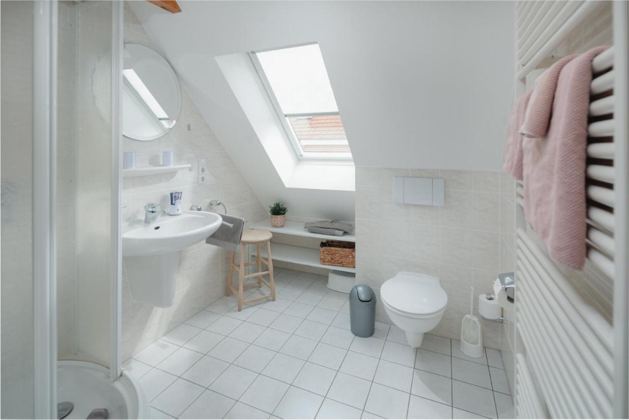 Ferienwohnung Schwalbennest 노르데메이 외부 사진